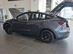 -TESLA 特斯拉(北京南四环中路特斯拉中心)