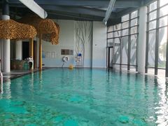 -上海滴水湖皇冠假日酒店