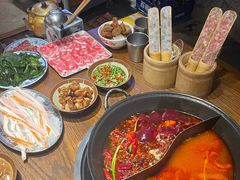 -萍姐火锅·公路夜市(武汉首店)