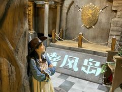 -暴风岛沉浸式体验馆(百联世纪店)