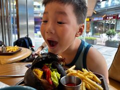 -HELLO 27 意面·沙拉·帕尼尼