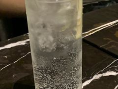 -异次元·LIGHT HOUSE·美食酒廊·休闲露台