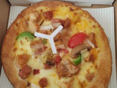 新奥尔良风情烤肉披萨-必胜客(大坪英利店)
