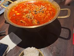 -张翻越·川渝冒菜·武汉黑鸭煲(城北万象城店)