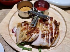 炭烧猪颈肉-小大董·烤鸭(凤凰汇店)