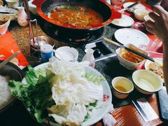 -渔香岛美蛙鱼头火锅(威清路店)