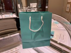-Tiffany & Co.蒂芙尼
(杭州大厦店)