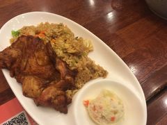 -玛格萝妮比萨屋(四平店)