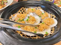 -海派美食·家宴海鲜青岛菜·石锅鲽鱼头(东方城店)