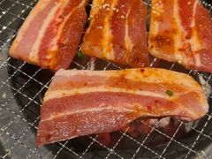 -山川小町·极番烧肉(新地假日广场店)
