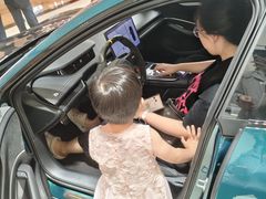 -上海世纪汇广场