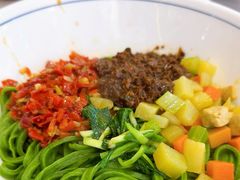 -秦君宝手擀菠菜面(金花路店)