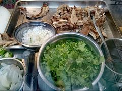 -百年吾吾子手抓肉羊羔肉(山西巷大巴扎店)