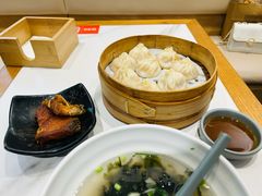 -馋三尺蟹粉小笼(人民广场店)