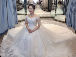 点击看大图 -艾米丽婚纱礼服