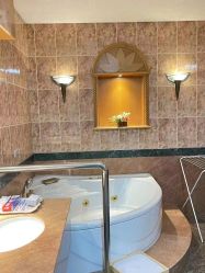 -杰爱月子护理中心