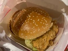 -肯德基(三元桥东店)