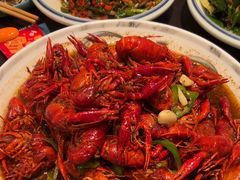 -川流不息·地道川菜·小龙虾(松东路店)