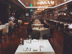 大堂-Wolfgang’s Steakhouse 沃夫冈牛排馆(上海白玉兰广场店)