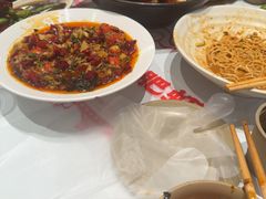-肥肥虾庄·金牌油焖大虾(汉口城市广场店)