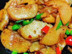 -黄弟大排档·湖南菜·小龙虾·小海鲜(凯旋北路店)