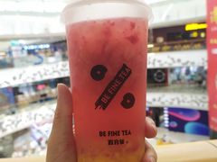 草莓芒芒-%百分茶(江阴万达店)