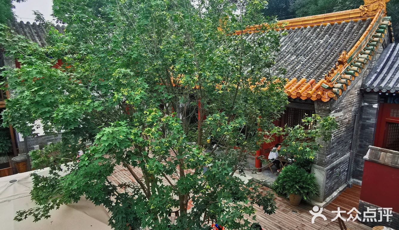 走过模式口大街，穿越到旧时
