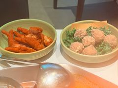 -左庭右院鲜牛肉火锅(金山万达店)
