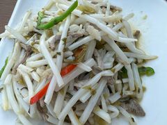 雪菜芦苇根肉丝-品鲜村农家菜·阳澄湖大闸蟹(总店)
