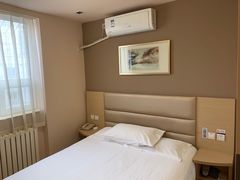 -银座佳驿(济南花园路华信银座商城店)