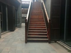 -扬州东关街文昌阁桔子水晶酒店