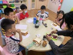 -i2青少儿英语(爱加星悦荟店)