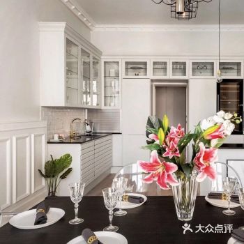 她70㎡的家不仅优雅又古典，而且拥有着100㎡的既视感~！