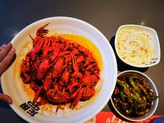 -龙巢盱眙龙虾·牛蛙·烧烤宵夜(八卦岭店)