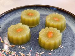 -景月阁空中食府(希尔顿酒店)