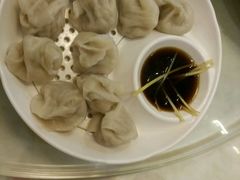 白菜鲜肉饺子-满旗楼 北京烤鸭·涮羊肉火锅(武昌店)