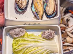 -来龍儿鲜切牛肉自助老火锅
