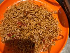 -威记烧嘢·南宁烧烤·超级生牛(绿地店)
