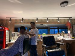 -Libertines barbershop 浪子理发店