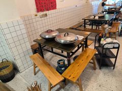 -黄潇洒老火锅(九眼桥宏济巷店)