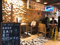 大堂-黄记玉米汁(叠翠路店)