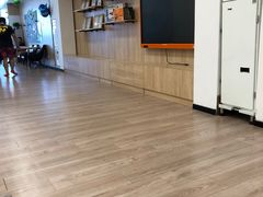 -酷游亲子游泳中心