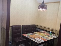 -扒虾小妹儿麻辣海鲜(宏图街店)