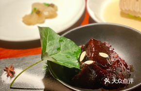 Golden Small Beef