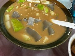 -金卯白肉罩火烧