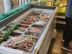 自助取餐区-万记麻辣烫国展总店