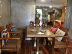 -HIGH FIVE哈福手工汉堡(桂林路店)