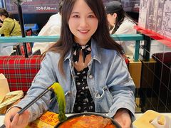 -肥汁米蘭香港米线(长宁来福士店)