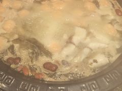 -景明轩•养生酸汤鱼火锅 云贵鲜菌 现舂野果酸汤(王寨小区店)