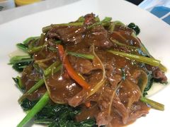 芥兰炒牛肉-潮人姐妹轩(海宁路店)